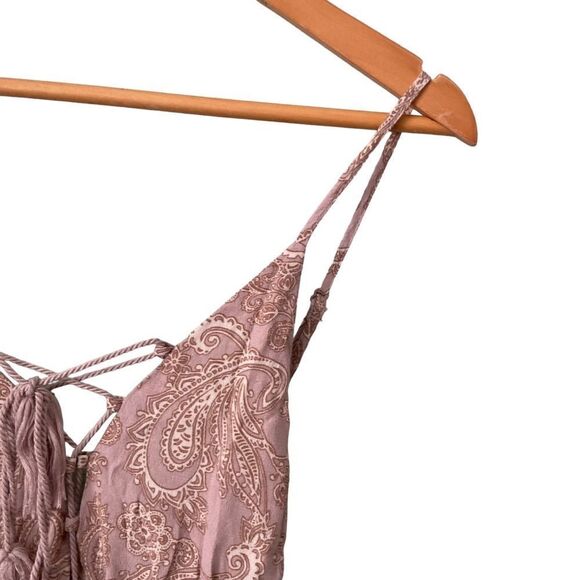 Tobi Sexy Back Paisley Print Mini Dress in Size Small - Picture 6 of 11